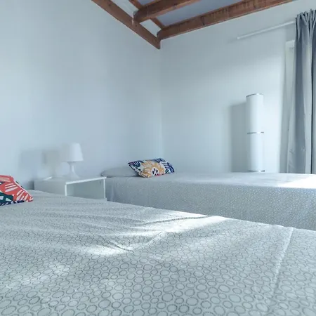 Refurbish With Terrace Apartment *